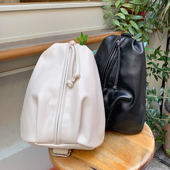 Muye Leather Goods...Korean Dongdaemun 2025 new women's bag, fashionable and versatile, personalized casual women's shoulder bag