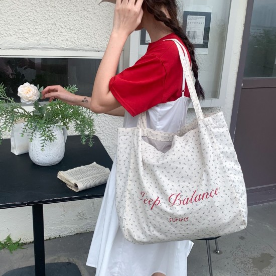 2025 New Floral Print Shoulder Bag, Large Capacity, Korean Style, Original Retro, INS, Travel, Letter, Niche Tote Bag, Trendy