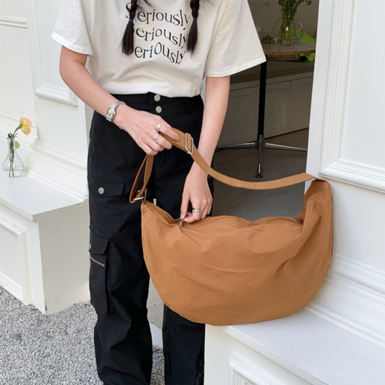 2025 spring and summer casual college literary dumpling bag ins internet celebrity trendy fashion large capacity women's crossbody bag
