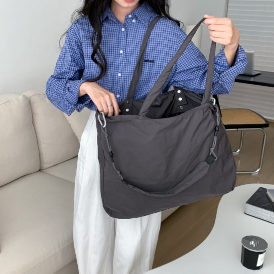 Autumn/Winter New Original Simple Large Capacity Lined Embroidered Plaid Tote Bag with Detachable Shoulder Strap, Lightweight Crossbody Bag