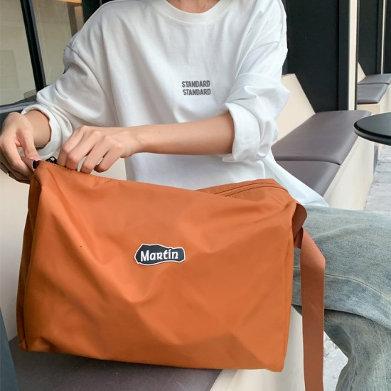 Nylon Fabric Trendy Pillow Bag for Women, 2025 Spring/Summer New Simple Large Capacity Casual Versatile Crossbody Bag