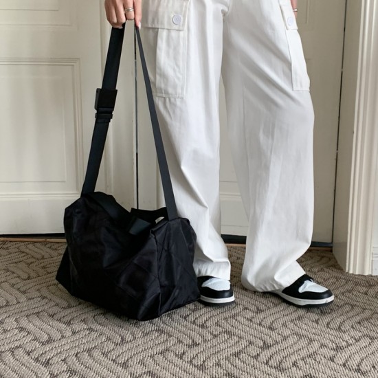 New 2025 Internet Celebrity Same Style Nylon Embroidered Crossbody Bag INS Large Capacity Travel Sports Bag