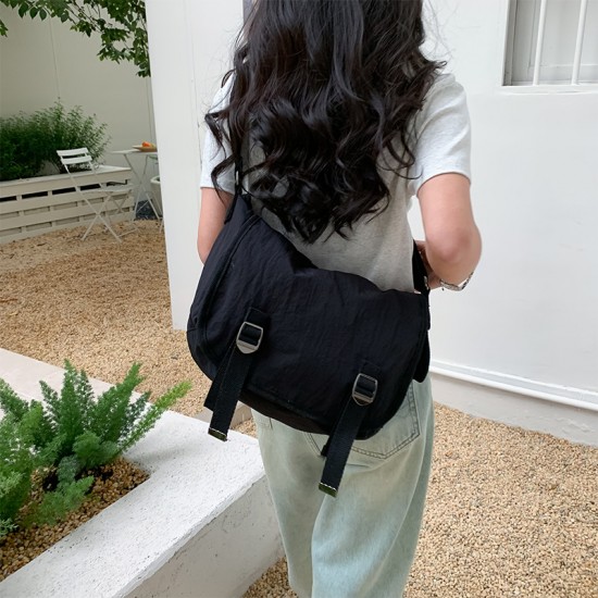 Japanese Harajuku style nylon cloth bag, messenger bag, women's student casual versatile large capacity simple tote crossbody bag with flap