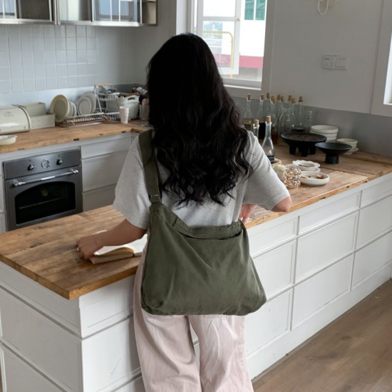 2025 spring/summer new solid color Japanese literary canvas tote bag, fashionable and simple ins large capacity crossbody bag