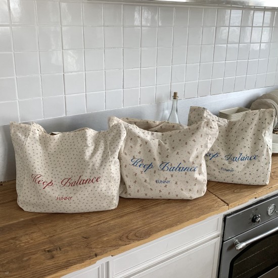 2025 New Floral Print Shoulder Bag, Large Capacity, Korean Style, Original Retro, INS, Travel, Letter, Niche Tote Bag, Trendy