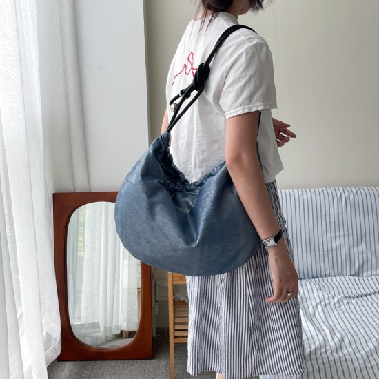 Internet Celebrity Fashion Korean Style Women's Bag 2025 New Simple European and American Armpit Nylon Trendy Large Capacity Shoulder Bag