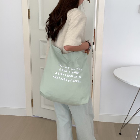 Japanese and Korean style, relaxed and casual look, 2025 new printed canvas bag, large capacity, fresh and simple college style tote bag.