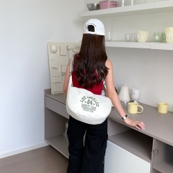 Japanese style 2025 new fashion commuting large capacity ins student sweet versatile casual letter print crossbody bag