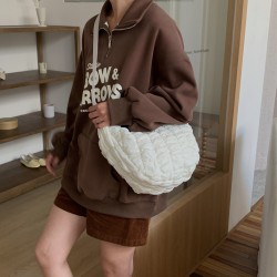 Autumn/Winter Lightweight Large Capacity Bubble Bag for Women 2025 New Internet Celebrity High-End Diamond Pattern Crossbody Bag