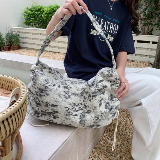 2025 spring/summer new nylon cloth bag with textured niche design, casual, popular fashion, versatile shoulder bag