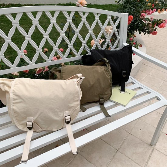 Japanese Harajuku style nylon cloth bag, messenger bag, women's student casual versatile large capacity simple tote crossbody bag with flap